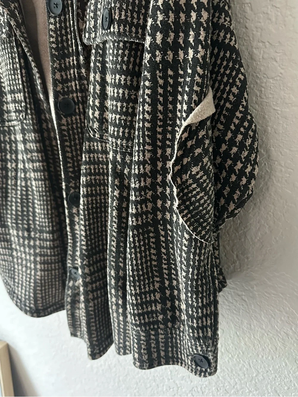 Vintage Havana Plaid Shacket - Black & Tan Button-Up Jacket - Size Medium